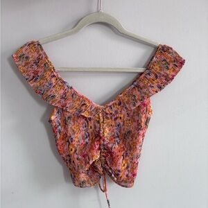 ASTR The Label Pink Floral Ruched Top